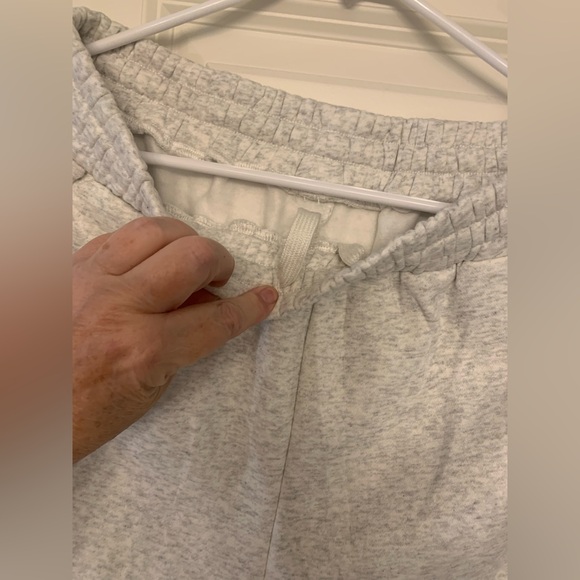 Comfy Sweat Bottom And Top Set NWOT 🌴 - Picture 6 of 15